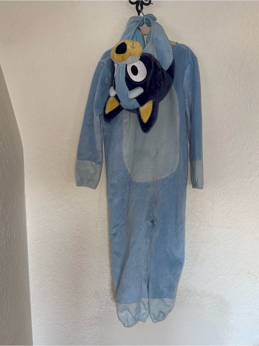Spirit Bluey Costume Including Jumpsuit Hood And Tail Size 6-8